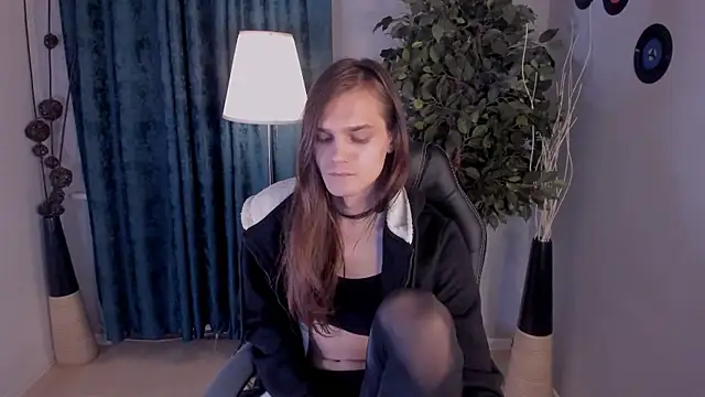 WillFobos online show from April 2026 10:44:02 PM