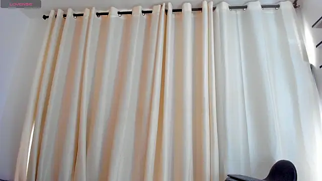 giana gill online show from March 2026 12:10:02 PM