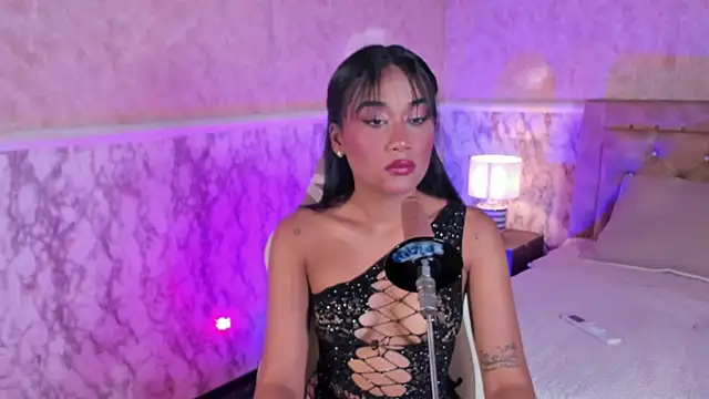 Horny Brunette  online show from March 2026 04:29:01 AM