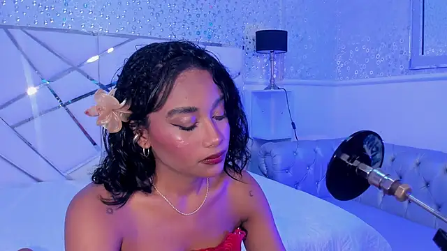 Horny Brunette  online show from April 2026 03:09:01 AM