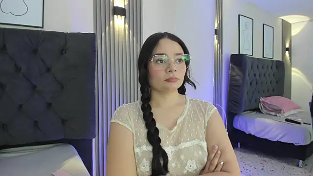 Lizeth Vega online show from April 2026 07:28:02 PM