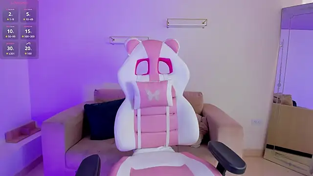 april smiith1 online show from April 2026 12:27:01 PM