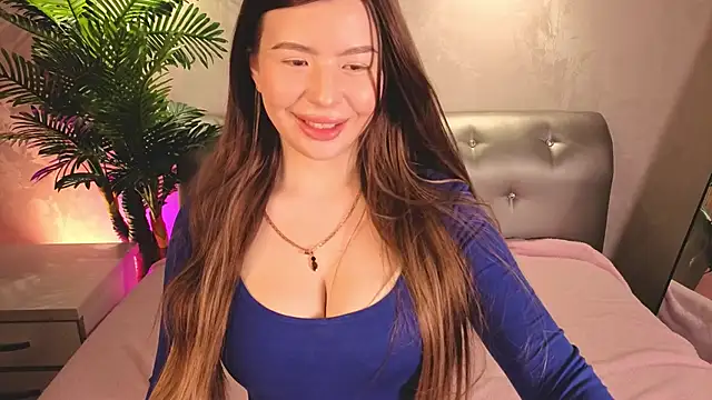 Snapshot of Sophia_Everly chatting on April 2026 05:38:02 AM Sophia Everly online show from April 2026 05:38:02 AM