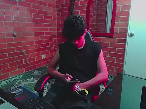 Kurtt   online show from April 2026 05:13:01 AM