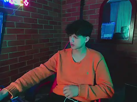 Kurtt   online show from April 2026 05:43:01 AM