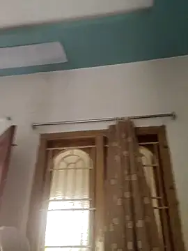 ursmanis online show from April 2026 05:43:01 AM