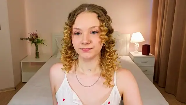 Snapshot of StaceyyJones chatting on May 2026 10:21:01 AM StaceyyJones online show from May 2026 10:21:01 AM