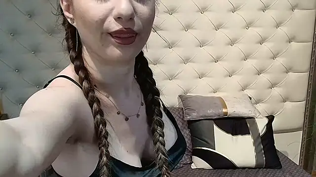 AmiellaRose online show from March 2026 06:35:01 AM