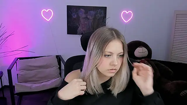 BlossomVibe online show from April 2026 10:20:02 AM