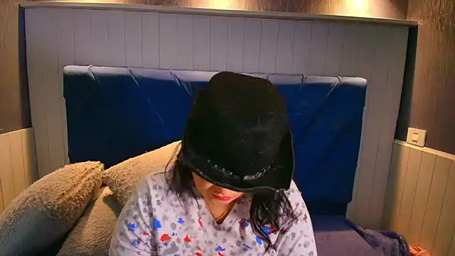 SamanthaSyedx online show from April 2026 03:39:01 AM