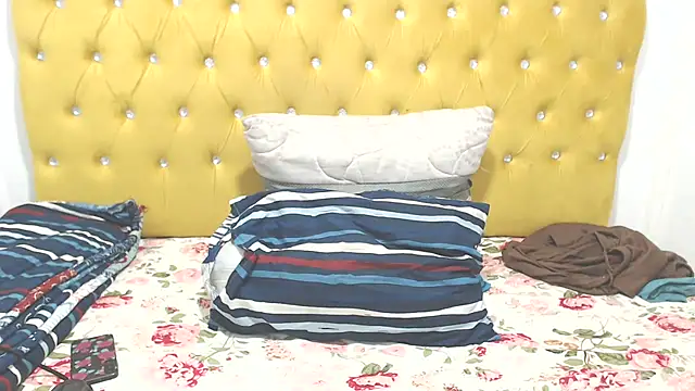 BubbleGumBADAss online show from April 2026 06:34:02 PM