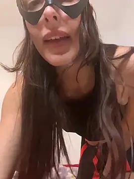 qlonagoddess online show from April 2026 08:37:01 PM