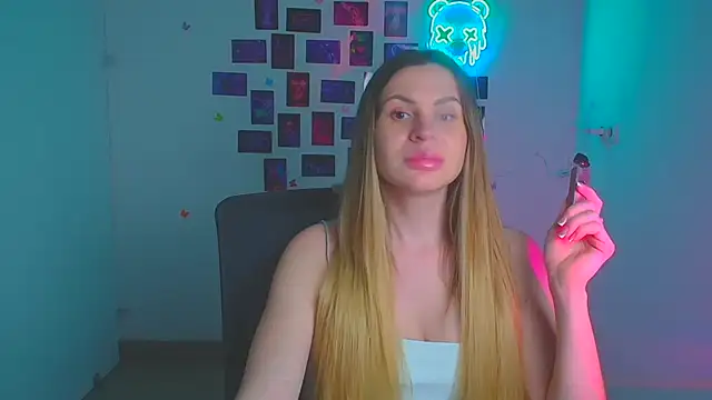 Kira raaaa online show from April 2026 11:24:01 AM