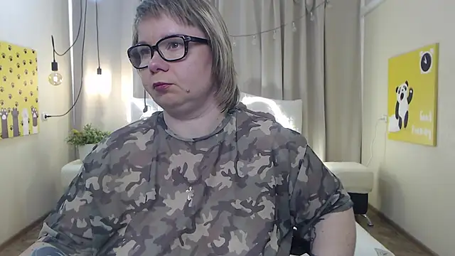 Snapshot of BonnnyBoobsy chatting on May 2026 11:50:02 AM BonnnyBoobsy online show from May 2026 11:50:02 AM