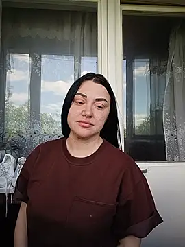 Snapshot of Elsie-Nora chatting on June 2026 10:30:01 AM Elsie-Nora online show from June 2026 10:30:01 AM