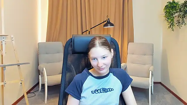 AndriaWhitford online show from March 2026 01:04:02 PM