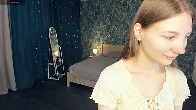 AndriaWhitford online show from April 2026 06:44:02 AM