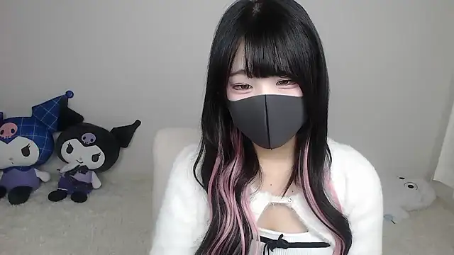 nanami nyann online show from March 2026 04:11:02 PM