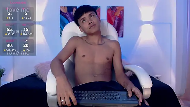 thiagosterling online show from April 2026 11:16:01 PM