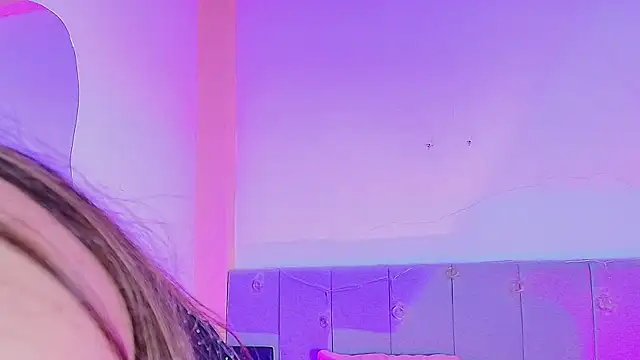 LiiaaGenner online show from April 2026 06:16:01 PM