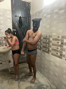 couple-new online show from April 2026 11:36:01 AM