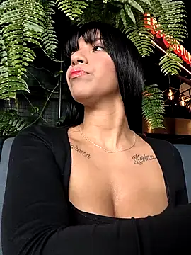 MonserratJons01 online show from April 2026 09:15:01 PM