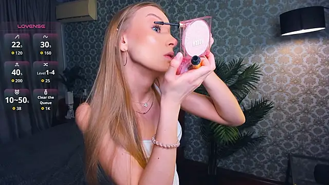 AmilyAmilli online show from March 2026 08:07:01 AM