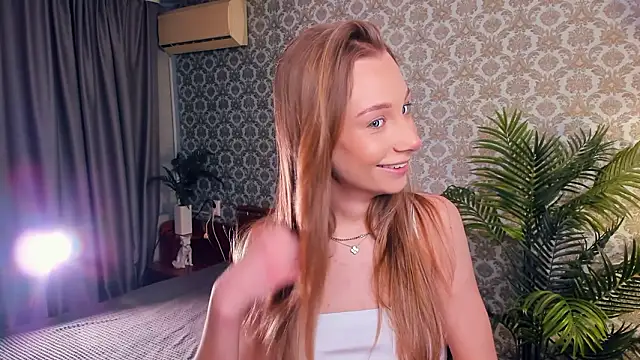 AmilyAmilli online show from March 2026 09:26:02 AM