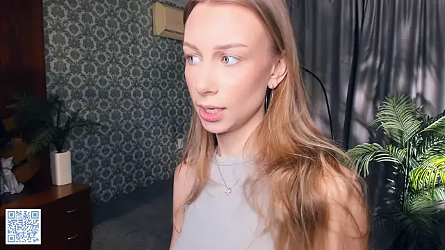 AmilyAmilli online show from April 2026 02:18:02 PM