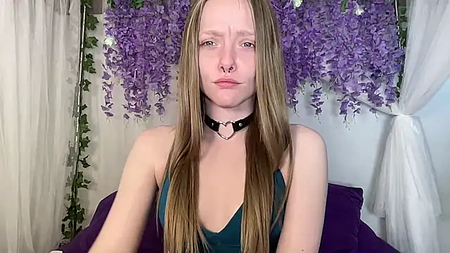 ElfGirlAna online show from June 2026 02:56:02 PM