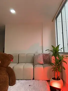 MelodyRey   online show from April 2026 10:22:01 PM