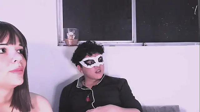 Tuxxxedo online show from April 2026 06:30:01 AM