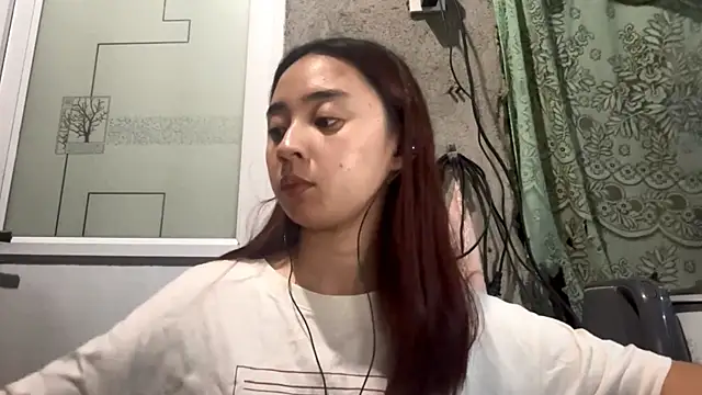 LenoraLacassagne online show from March 2026 03:17:01 PM