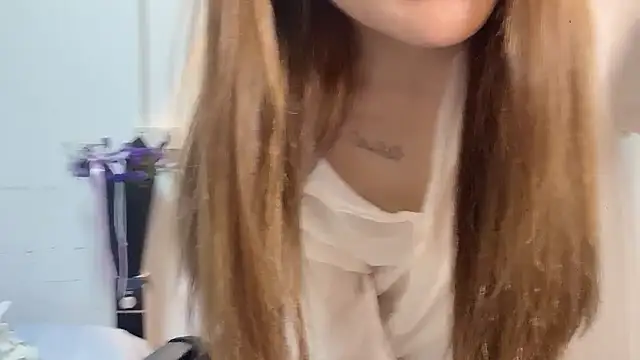 leilei998 online show from April 2026 09:04:01 AM