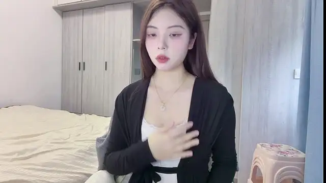 Roo Se online show from March 2026 02:49:01 AM