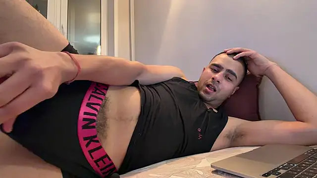 Daniel ice online show from April 2026 08:36:01 PM