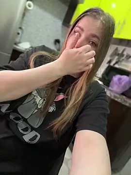 milana millka online show from April 2026 10:53:01 AM