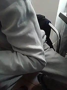 Skinboy06 online show from March 2026 10:48:01 AM