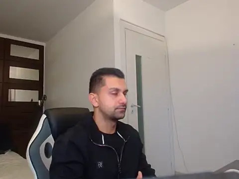 BryceReign online show from April 2026 04:46:01 AM