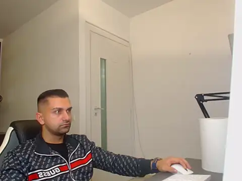 BryceReign online show from April 2026 04:17:02 AM