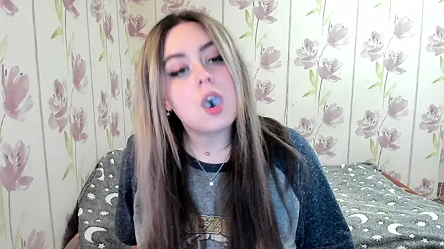 Snapshot of Agathameoww chatting on April 2026 01:14:02 AM Agathameoww online show from April 2026 01:14:02 AM