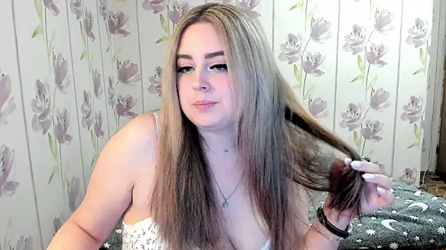 Snapshot of Agathameoww chatting on May 2026 09:32:02 PM Agathameoww online show from May 2026 09:32:02 PM
