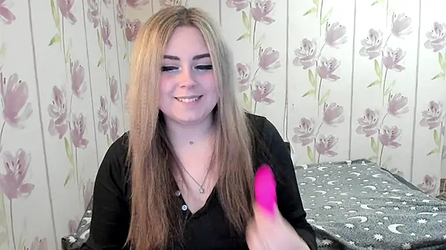 Snapshot of Agathameoww chatting on May 2026 09:45:02 PM Agathameoww online show from May 2026 09:45:02 PM