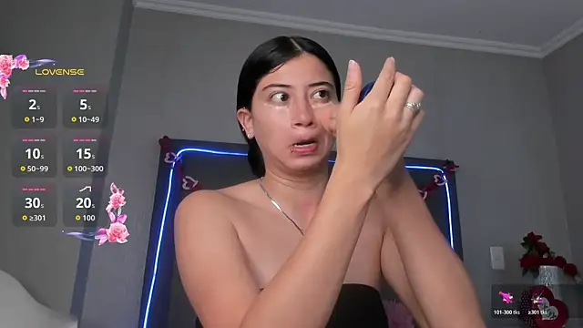 mia gomez7 online show from April 2026 01:03:02 PM