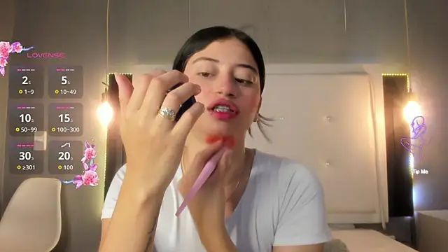 mia gomez7 online show from May 2026 08:03:01 PM