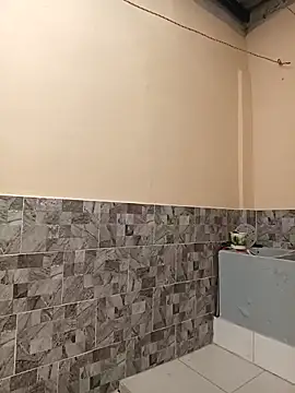 ROUSSE SINCLAIR online show from April 2026 07:08:01 PM