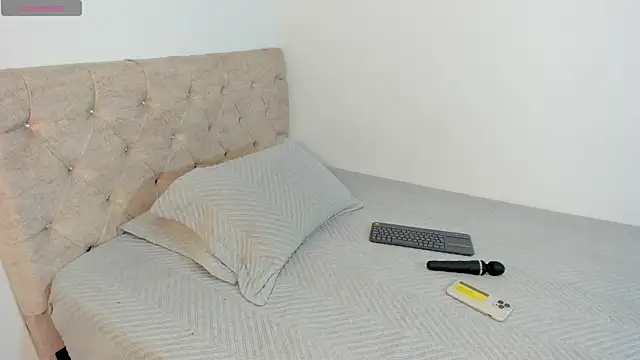 Sofi Martinez1 online show from April 2026 05:41:01 AM