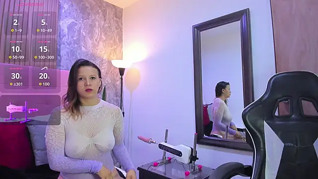 luna lat online show from April 2026 01:43:02 PM