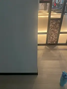 bendlikebanana   online show from April 2026 02:01:02 PM