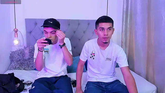 your d0ll1 online show from April 2026 12:43:02 PM